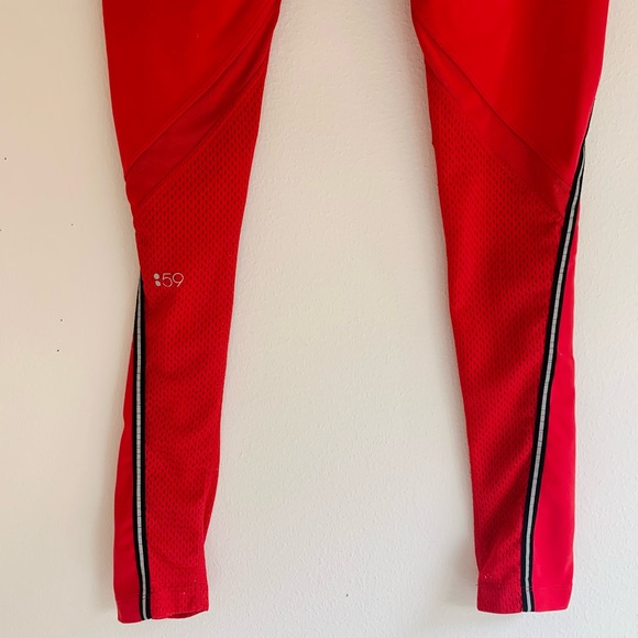 Splits59 mesh leggings with race stripe - Picture 8 of 15